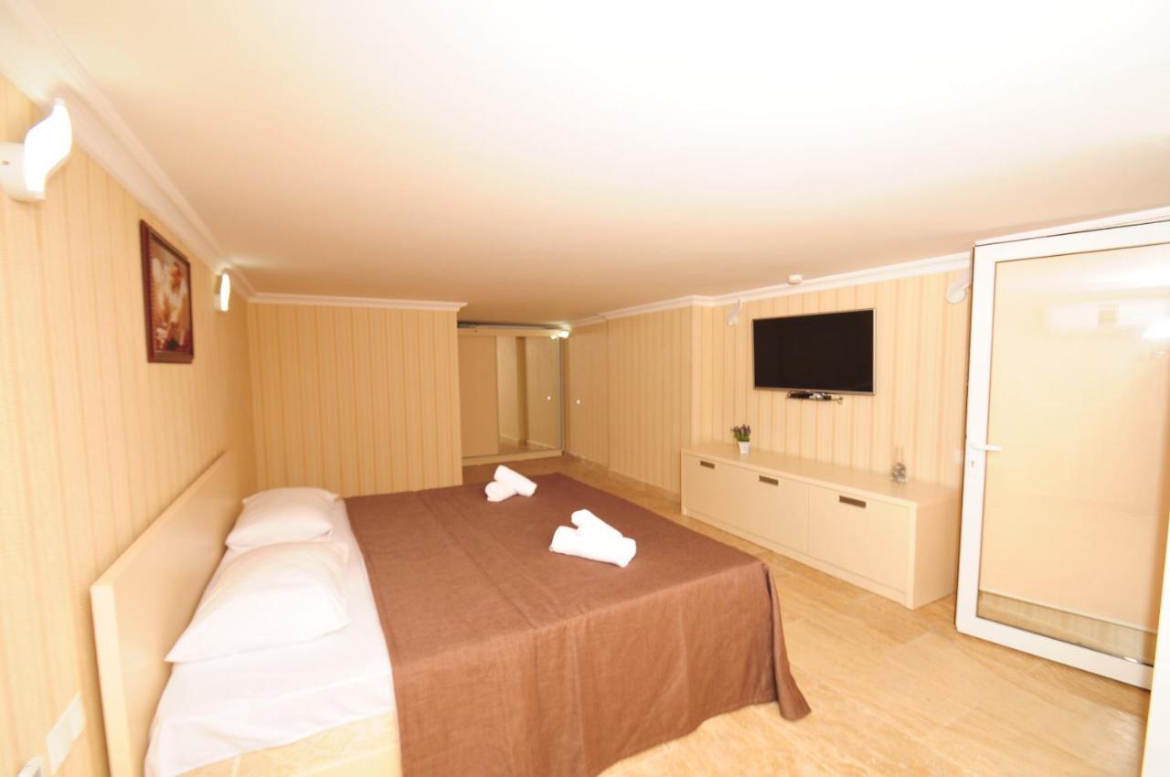 Orbi Apart Hotel In Front Of Aquapark باتومي المظهر الخارجي الصورة