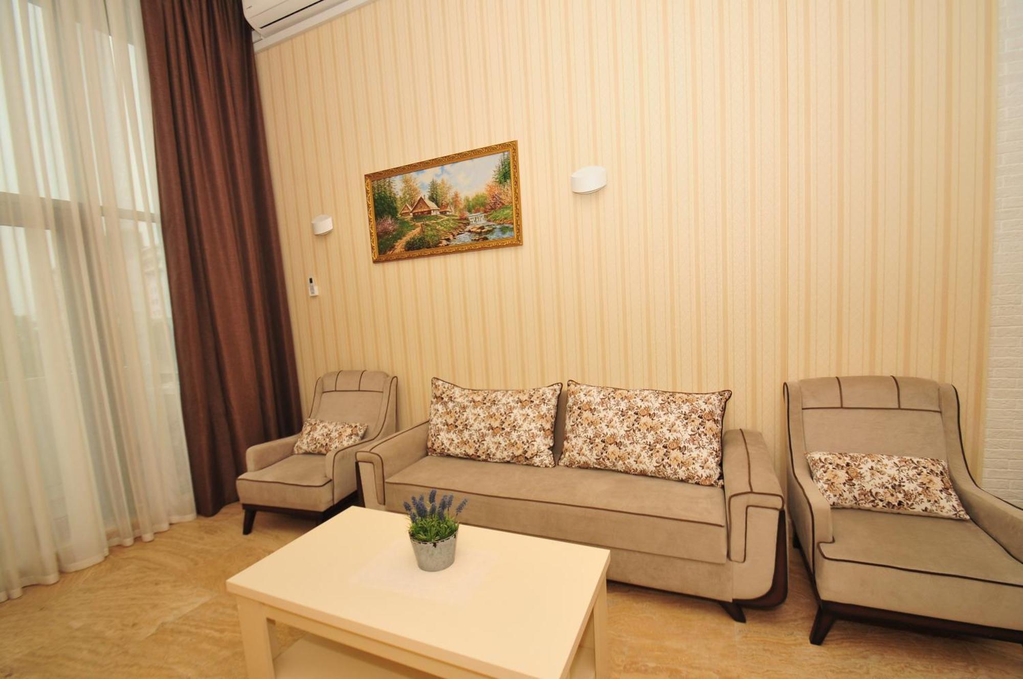 Orbi Apart Hotel In Front Of Aquapark باتومي المظهر الخارجي الصورة