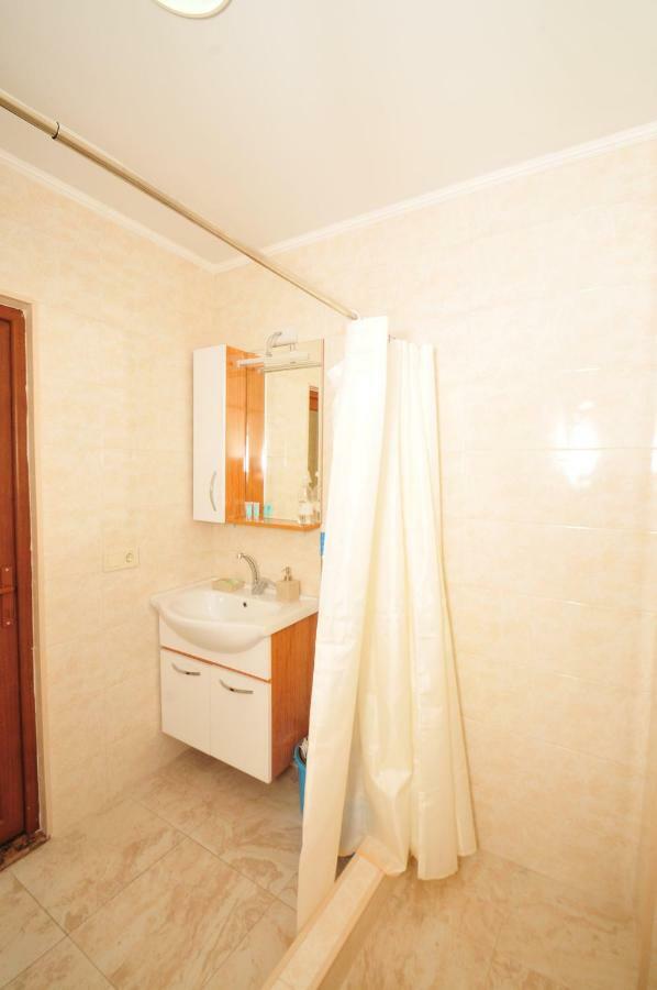 Orbi Apart Hotel In Front Of Aquapark باتومي المظهر الخارجي الصورة